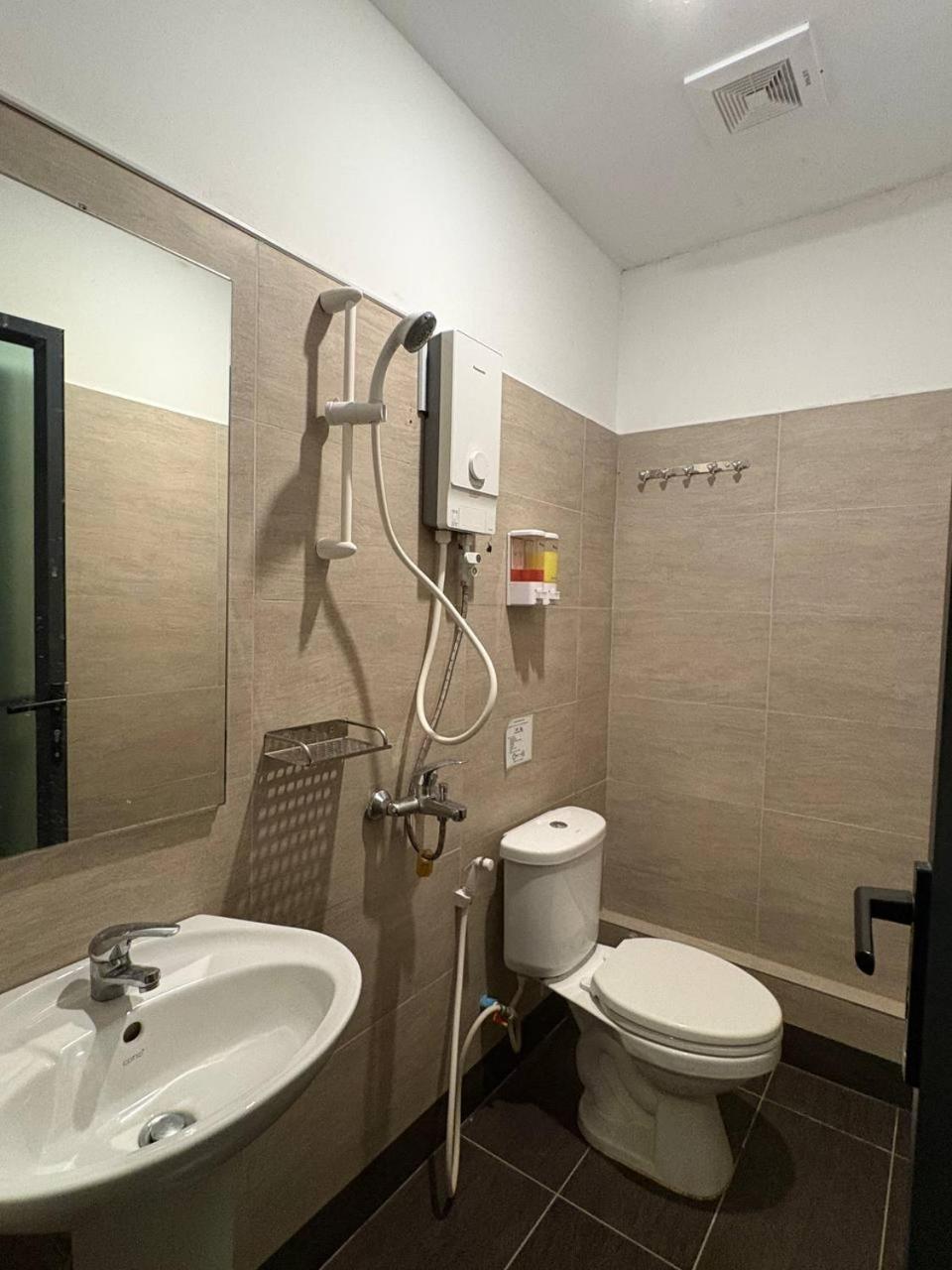 Hostel Fuji Πνομ Πενχ Εξωτερικό φωτογραφία